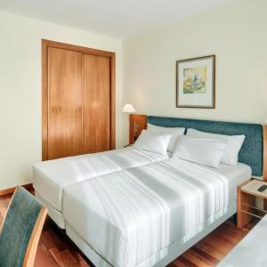 Sercotel Cornellà Barcelona - 34