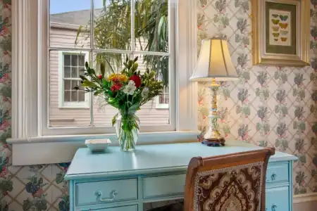 Maison Perrier Bed & Breakfast - 28