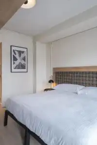 LATROUPE Grand Place Hostel - 44