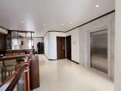 Elysinam Boutique - 16