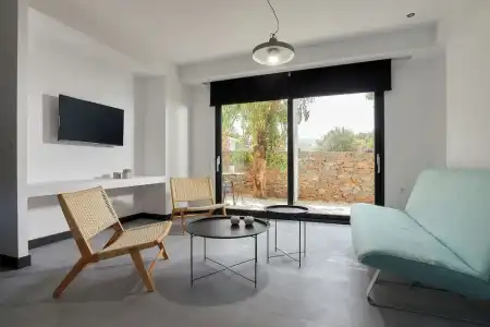Sunset Studios & Apartments by Estia - 31