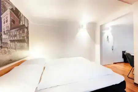 B&B Aachen-Hbf - 53