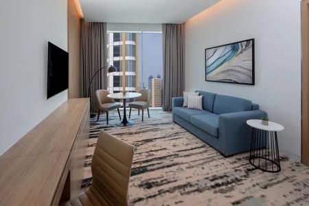 Holiday Inn Dubai Business Bay - 10