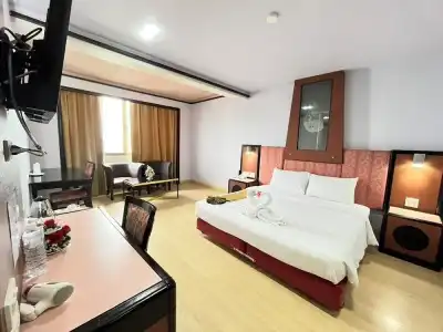 BP Grand Tower - 32