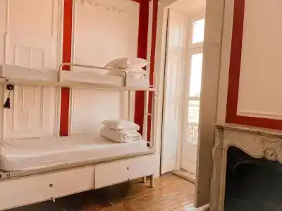 Safestay Lisbon Bairro Alto - 38