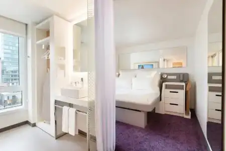 YOTEL Boston - 65