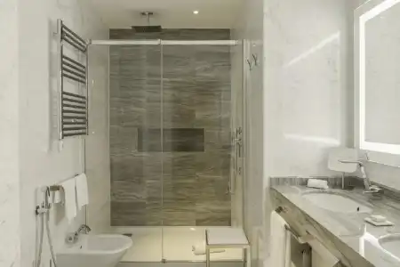 Aleph Rome, Curio Collection by Hilton - 9