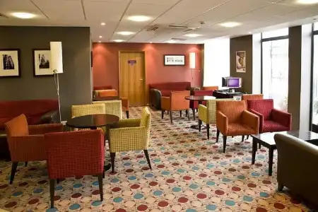 Premier Inn London City - Tower Hill - 14