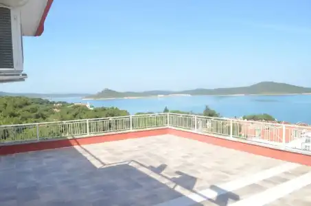 Tunc Otel - 109
