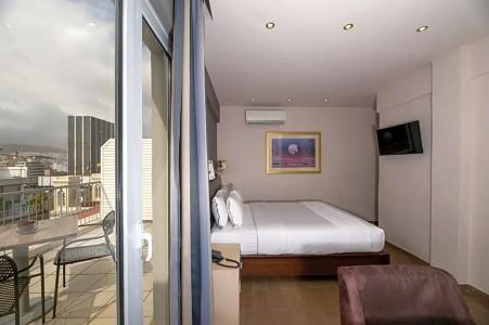 Piraeus City - 109