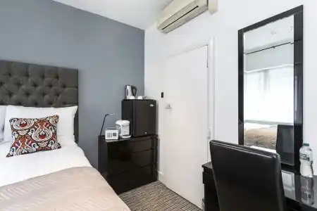 Martel Guest House - 17