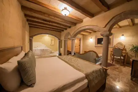 Cratus Stone Palace - 142