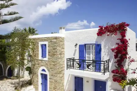 Naxos Holidays - 0