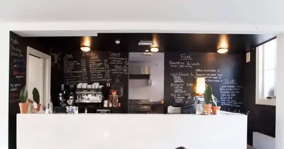 Hello I'm Local - Boutique Hostel - 16