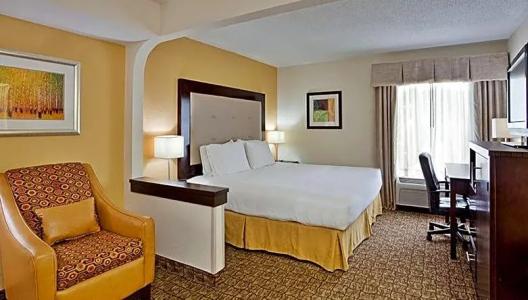 Comfort Inn & Suites Saint Louis Lafayette Square - 24