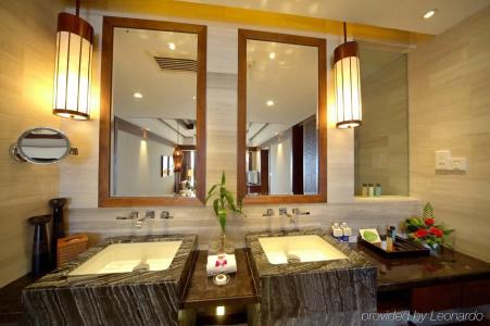 Crowne Plaza Danang by IHG - 13