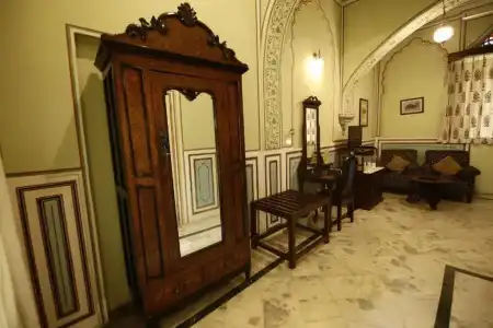Narain Niwas Palace - 33