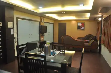 Metro Palace Mini-hotel - 58