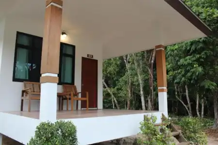 Koh Ngai Paradise Beach Resort - 65