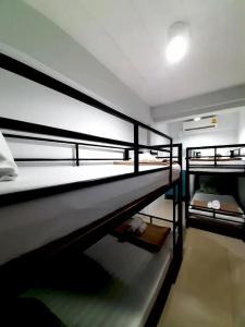 BB House Budget & Boutique - 21