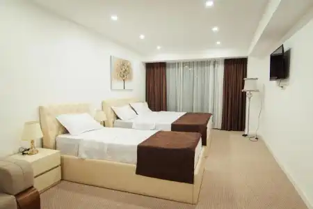 Royal Plaza - 19