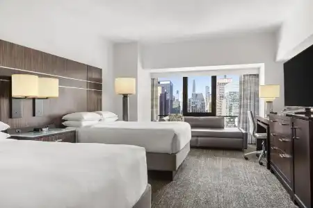 New York Marriott Marquis - 47