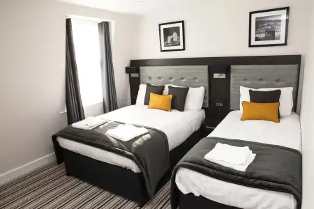 The Tudor Inn - 22