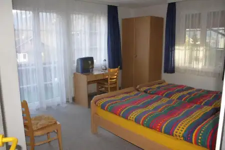 Adventure Guesthouse - 9