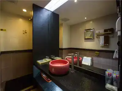 Guangzhou Shui Yue Nian Hua - 4