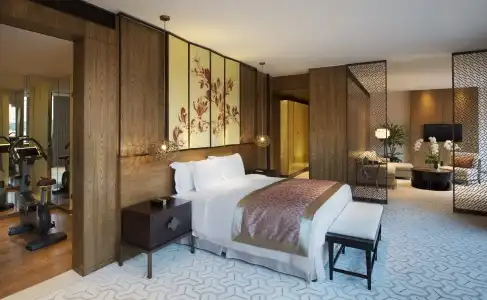 HUALUXE Shanghai Twelve at Hengshan by IHG - 42