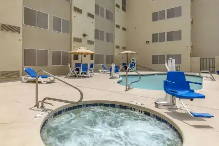 Comfort Inn & Suites Albuquerque Downtown - 18