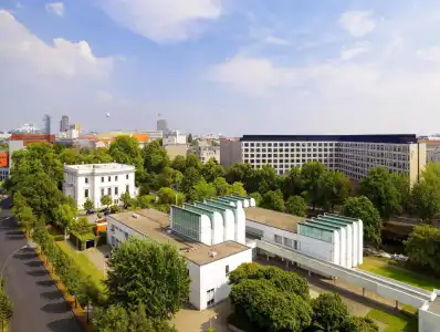 Sheraton Berlin Grand Esplanade - 1