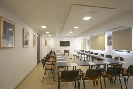 Maia Suites - 10
