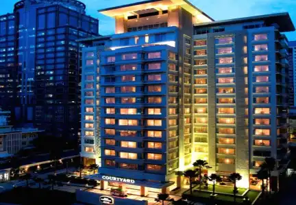Courtyard by Marriott Bangkok - 26