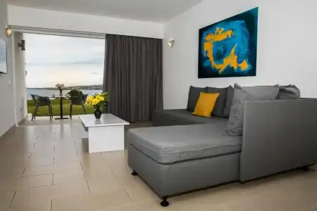 Theo Sunset Bay - 52