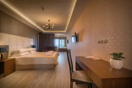 Elegance Luxury Executive Suites - Adults Only - 23