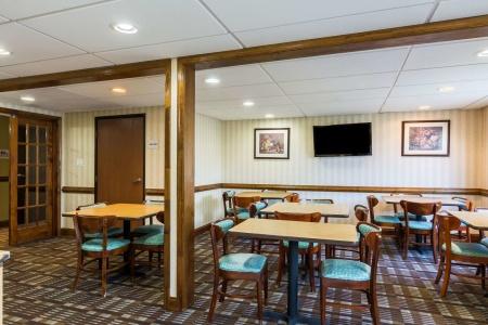 City Centre Inn at Newport News - 17