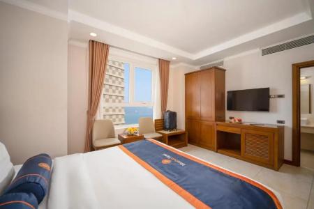 BlueSun Danang Beach - 70