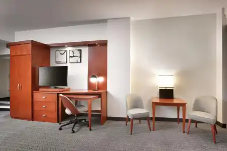 Residence Inn by Marriott Lincoln Downtown - 39