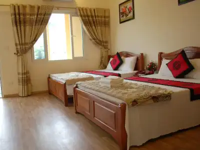 Hanoi Rose - 2
