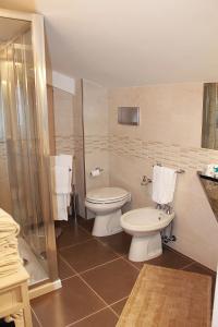 La Gaura Guest House - 60