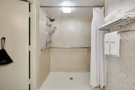 Crowne Plaza Dallas Downtown by IHG - 46