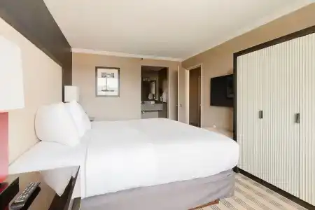 2500 Penn, a Placemakr Experience - 6