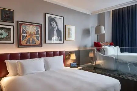 The Trafalgar St. James London, Curio Collection by Hilton - 46