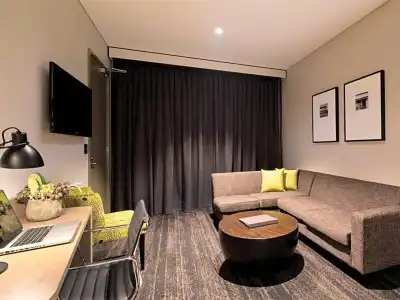 The Glen & Suites - 29