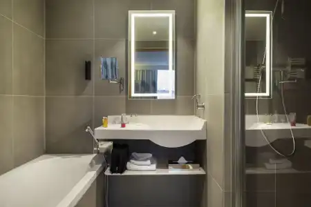 Novotel Geneve Centre - 8