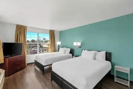 MainStay Suites Las Vegas Flamingo - 47