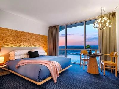 The Line Austin - 54