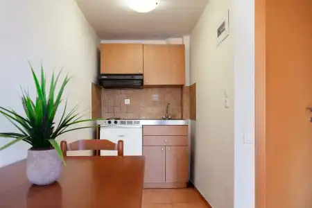 Dia Apts - 44