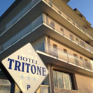 Tritone - 24